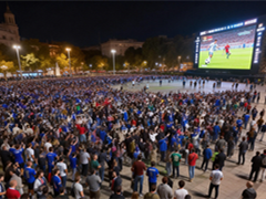 政府工作报告：落实职工带薪错峰休假制度